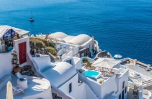 Read more about the article The 5 Best Greek Islands You NEED to Visit